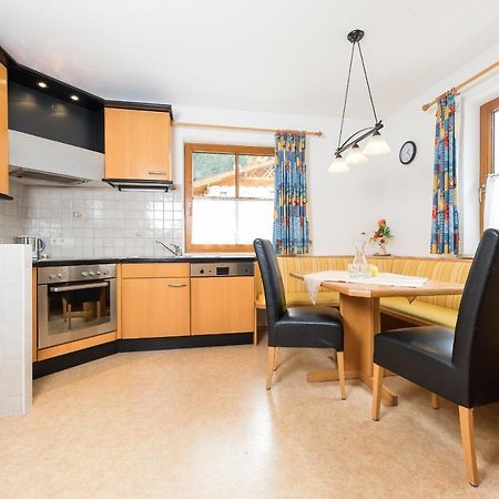 Landhaus Pfurtscheller Apartman Neustift im Stubaital Kültér fotó